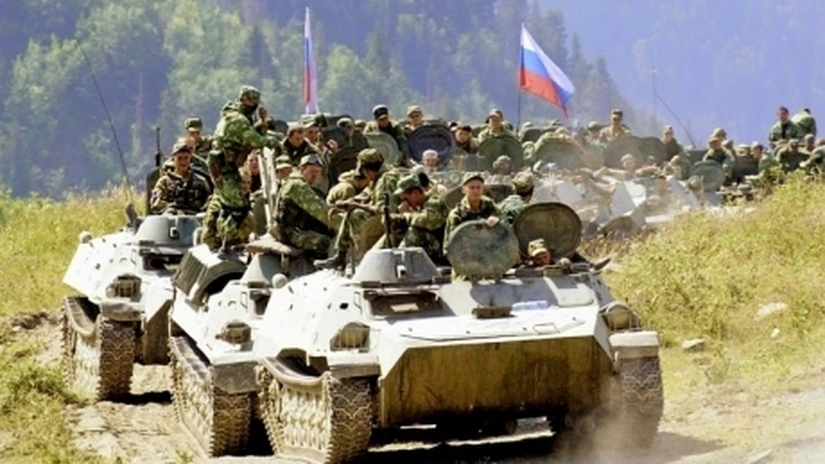 SUA ar putea antrena Rusia şi Ucraina într-un conflict armat - expert rus