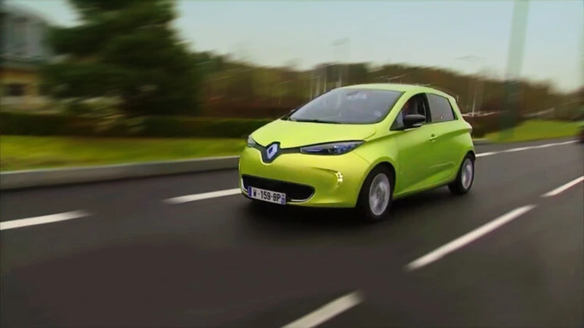 Renault vrea să vândă în Europa, în 2020, maşina 'care se conduce singură'