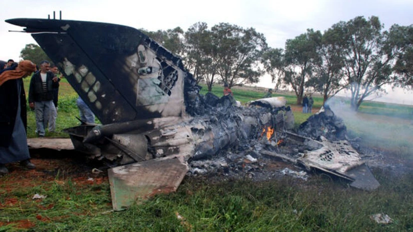 Un avion militar s-a prăbuşit la Benghazi