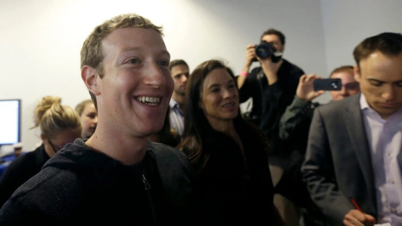Mark Zuckerberg, mai bogat decât fondatorii Google. Ar putea ajunge cel mai bogat din lume