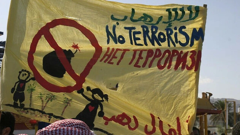 Marea Britanie ridică nivelul de alertă teroristă, de teama unor atacuri ce ar fi pregătite în Irak şi Siria