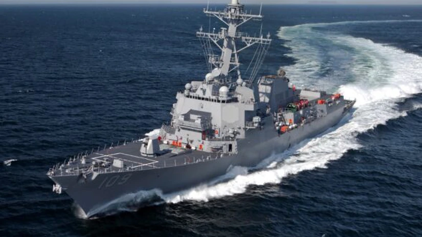 Armata rusă supraveghează permanent distrugătorul american USS Ross în Marea Neagră (Ministerul Apărării)