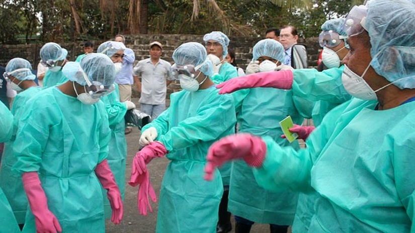 Ebola: FDA a acordat o autorizaţie de urgenţă pentru un test de depistare a Ebola