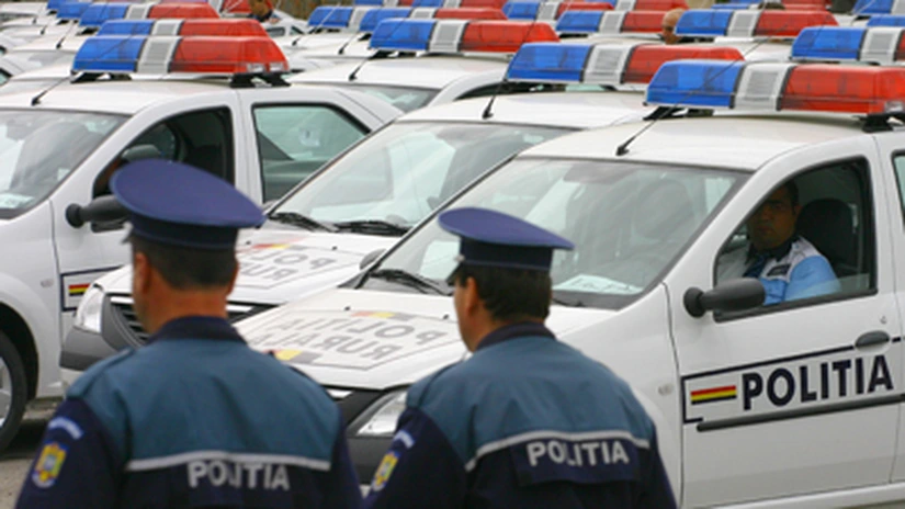 Poliţia cumpără peste 1.000 de autovehicule, licitaţie de 100 de milioane de lei