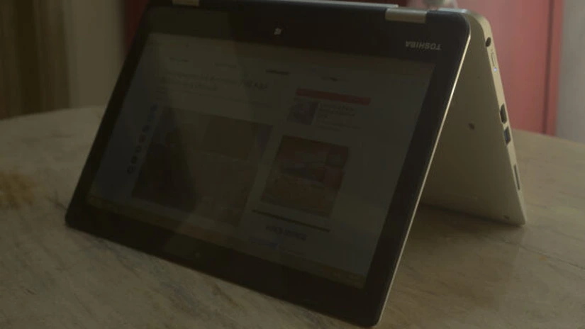 Satellite Radius 11, un hibrid de excepţie de la Toshiba
