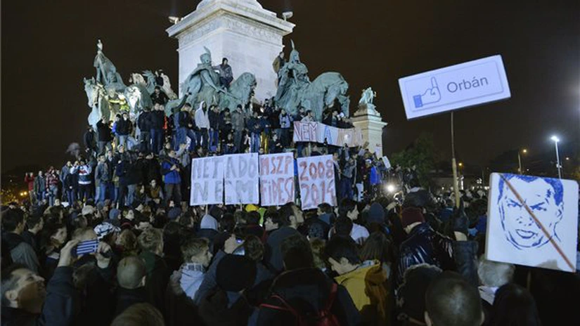 Ungaria: Nouă manifestaţie a protestatarilor împotriva taxei pe internet