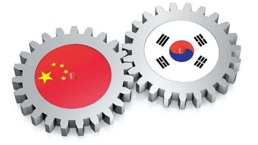 Coreea de Sud refuză să se înarmeze nuclear şi reia colaborarea cu China