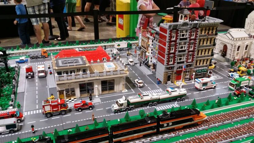 Lego va investi 100 de milioane de euro pentru a dubla capacitatea uzinei din Ungaria
