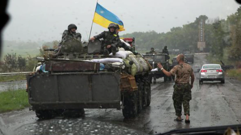 Ucraina: Luptele continuă. Merkel, Putin, Poroşenko şi Hollande au vorbit la telefon