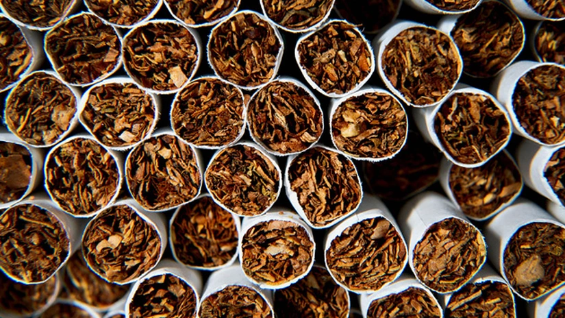 Finanţele reduc pentru prima dată în ultimii ani acciza la ţigări, de la 1 aprilie