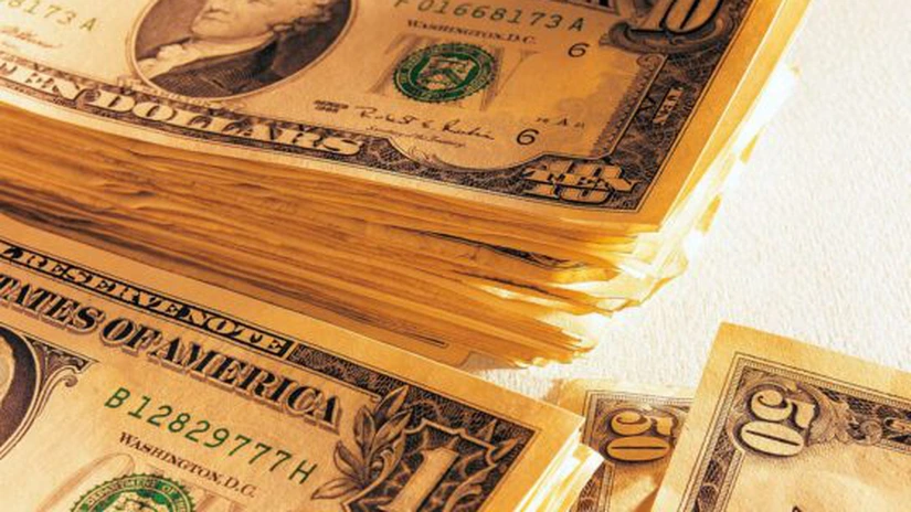 Un nou record pentru dolar. Moneda americană sparge pragul de 4,1 lei