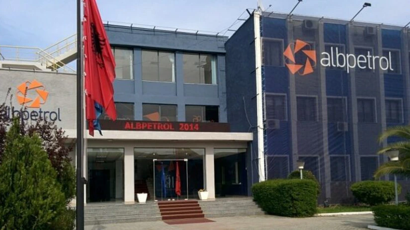 Albania negociază privatizarea companiei energetice cu reprezentanţii Shell, British Petroleum şi OMV