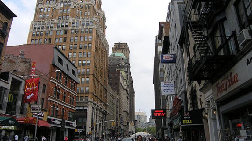 Locuitorii New Yorkului vor cheltui în 2015 aproape 60% din venituri pe chirii - studiu