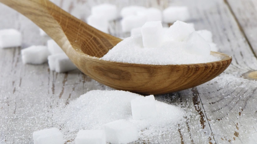 Stocurile mondiale de zahăr vor atinge un nivel record de aproape 79 mil. tone, în 2015. Preţurile vor continua să scadă