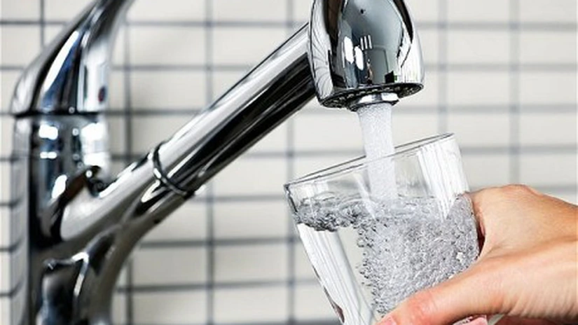 Apa potabilă va fi mai sigură pentru consum. Legea limitează concentraţia de substanţe radioactive din apa de băut