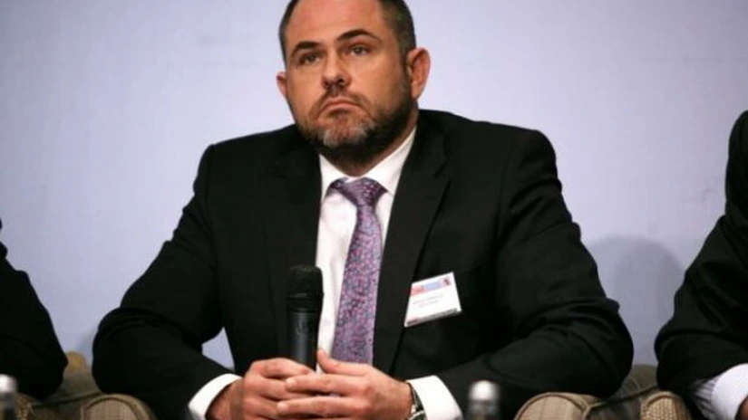 Radu Gheţea a fost înlocuit de Sergiu Oprescu la şefia Asociaţiei Române a Băncilor