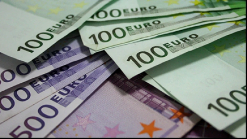 Finanţele au programat în luna iulie împrumuturi de circa 2,555 miliarde lei de la bănci