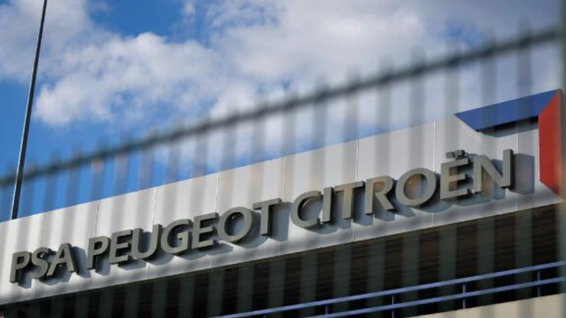 Salariaţii PSA Peugeot Citroen vor primi un bonus de 2.000 de euro graţie revenirii pe profit a grupului
