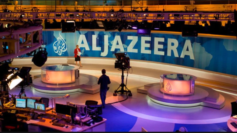 Egipt: Pedepse de trei ani de închisoare pentru trei jurnalişti Al-Jazeera