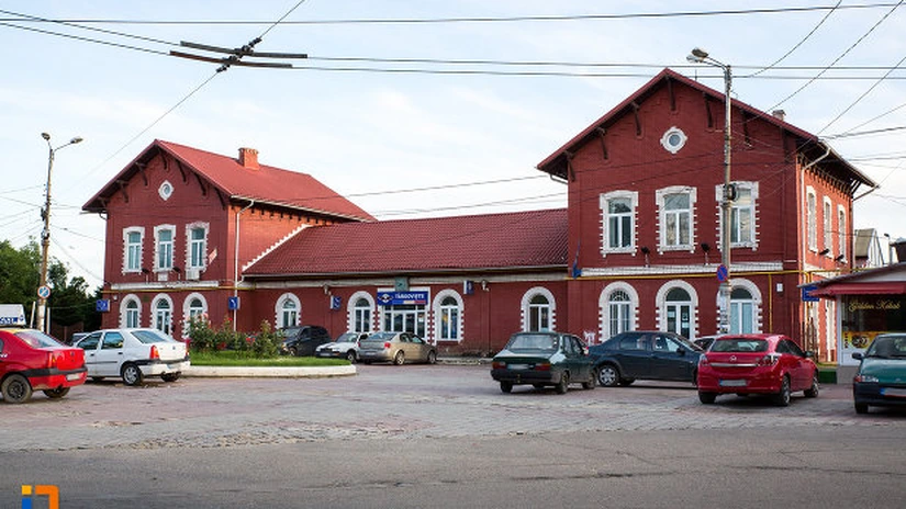 CFR Călători reia, de la 1 octombrie, circulaţia pe ruta Târgovişte - Pietroşiţa