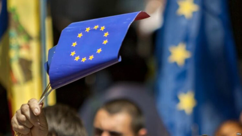 Comisia Europeană a dat undă verde liberalizării vizelor pentru Ucraina, Georgia şi Kosovo