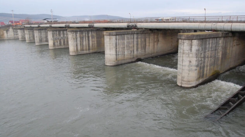 Apele Române: Circa 40% din barajele ce aparţin terţilor sunt neautorizate, la nivel naţional