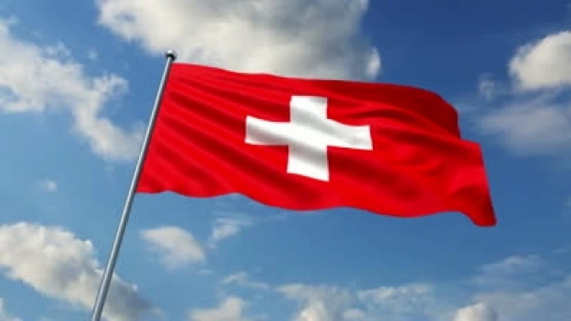 Elveţia înăsprește măsurile anti-COVID