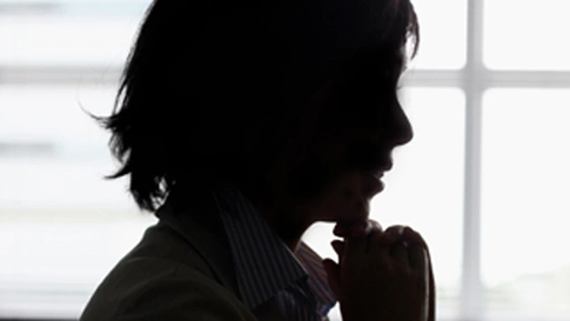 Ponderea angajaţilor femei cu contract de muncă pe perioadă nedeterminată din totalul angajaţilor este de 35% - studiu