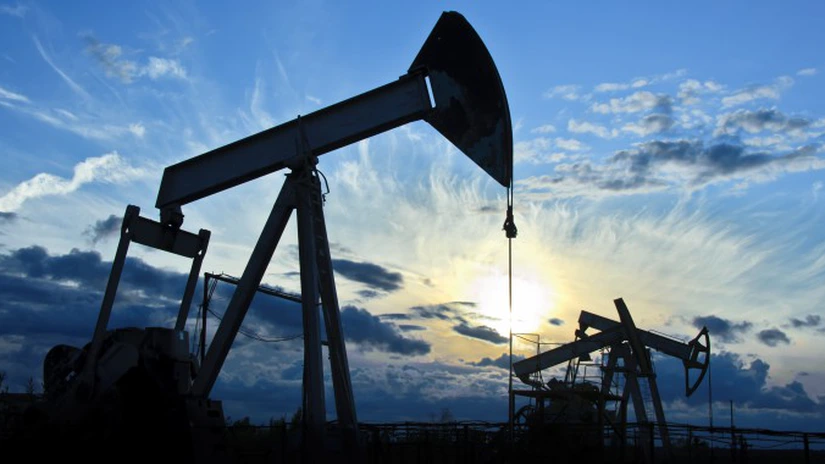 Americanii nu mai au cel mai ieftin petrol. Preţul barilului, din nou în scădere după minivacanţa de Crăciun