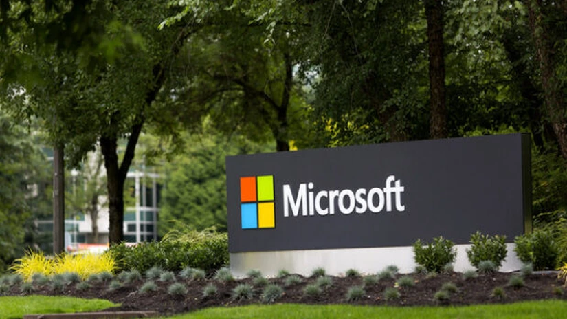 Microsoft plănuiește să-și închidă aproape toate magazinele fizice și să-și mute vânzările pe online