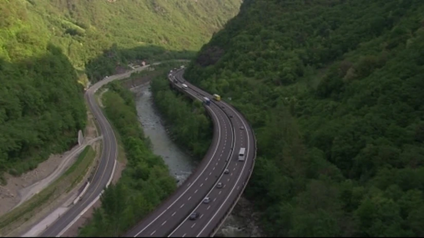 Primii bani pentru autostrada Comarnic - Braşov: Alpenside a emis o factură de 2,89 milioane de lei