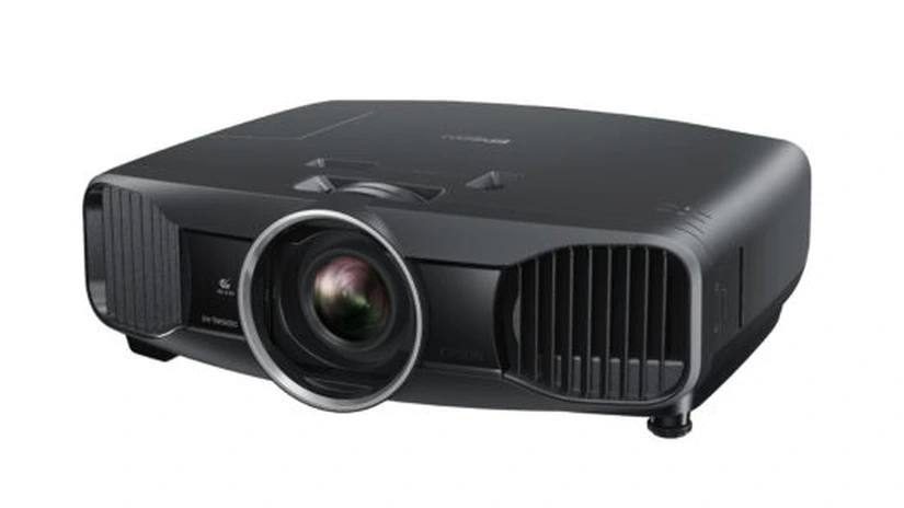 REVIEW: Epson EH-TW9200 – proiectorul care îți crează cinematograf la tine acasă