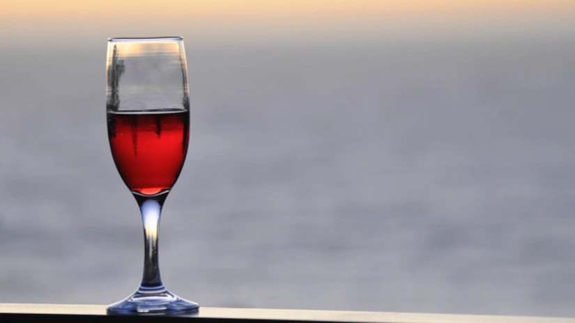 Franţa a avut în 2015 exporturi record de vinuri şi băuturi spirtoase
