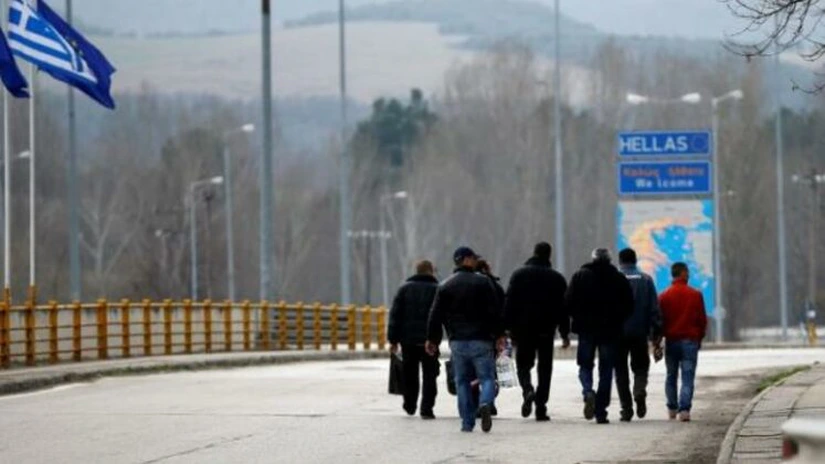 Bulgaria va trimite peste 400 de membri ai forţelor de securitate la frontiera elenă