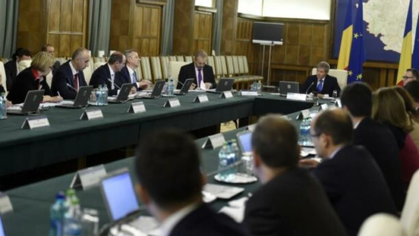 Cioloş: În săptămânile viitoare vom putea lua decizia acordării primei tranşe de împrumut Republicii Moldova