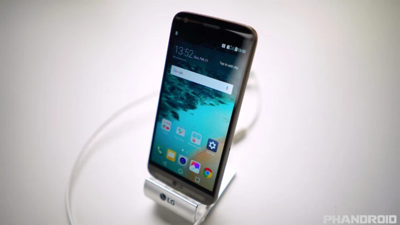 Cât costă LG G5 în România şi ce oferă smartphone-ul modular de aceşti bani