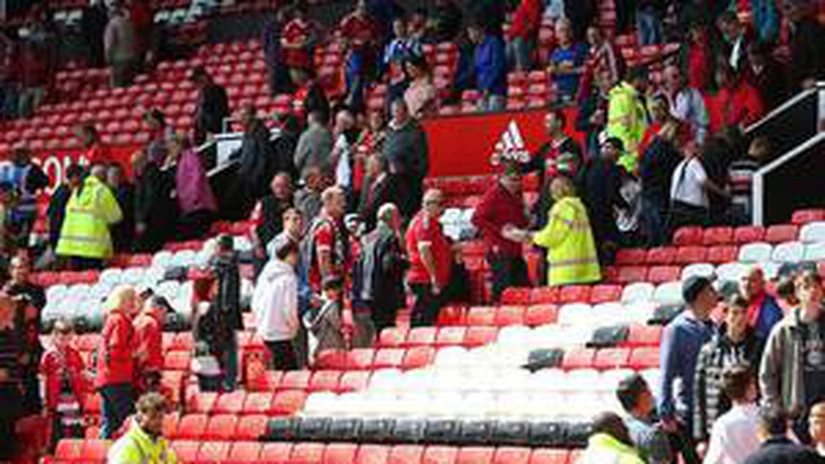 Explozie pe stadionul Old Trafford din Manchester. Poliţia a confirmat informaţia. 20.000 de oameni, evacuaţi