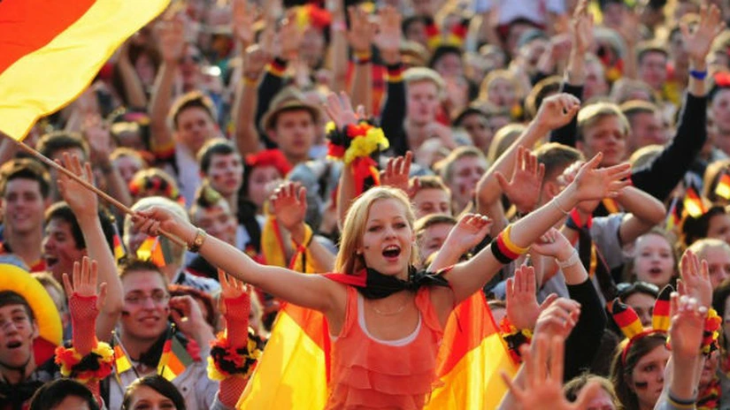 BREXIT Germania ar trebui să ofere cetăţenie tinerilor britanici care trăiesc acolo, spune un politician apropiat lui Merkel