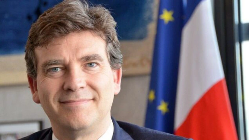Franţa: Fostul ministru socialist al economiei, Arnaud Montebourg, va candida la preşedinţie