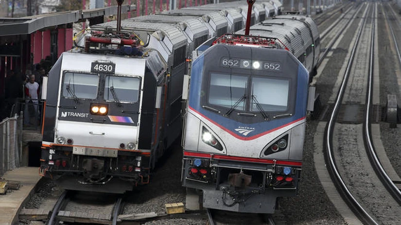 UPDATE SUA: Un tren a deraiat la New Jersey, peste 100 de oameni fiind răniţi