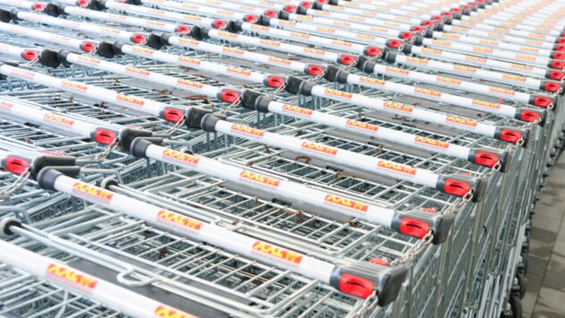 Rewe este la un pas de a vinde două supermarketuri XXL Mega Discount. 20 de companii s-au bătut pe ele