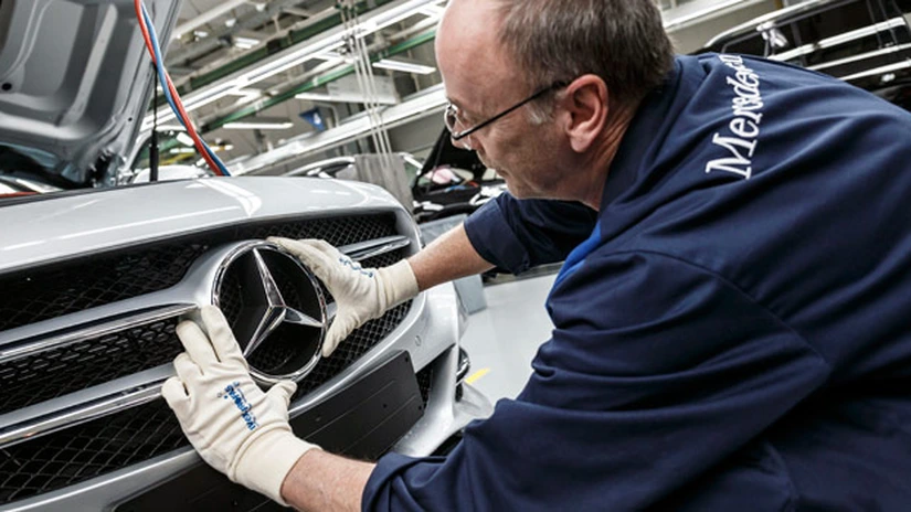 Mercedes-Benz investeşte 500 de milioane de euro în construcţia unei fabrici de motoare din Polonia