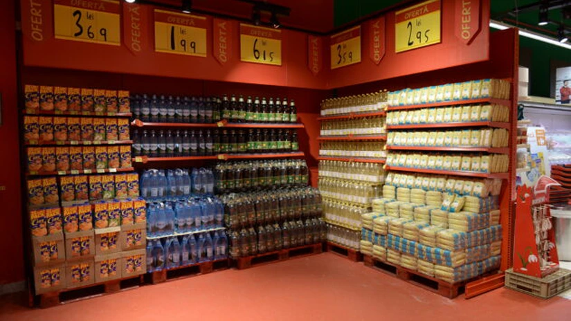 Carrefour mizează pe reduceri de costuri mai mari după ce rezultatele s-au îmbunătăţit în 2018