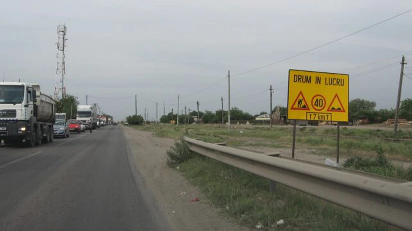 Alba-neagra cu autostrada de centură a Capitalei: CE zice că România n-a depus proiectul pentru finanţare, Guvernul îi transmite că face confuzii