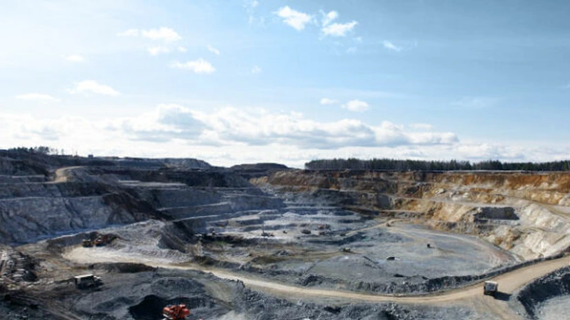 Un zăcământ de aur de 550 de tone de minereu, descoperit în estul Chinei