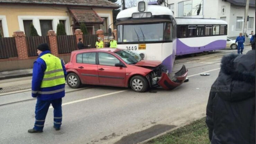 ASF: Proiectul RCA pentru prejudicii produse terţilor prin accidente de vehicule şi de tramvaie, în dezbatere pentru 10 zile