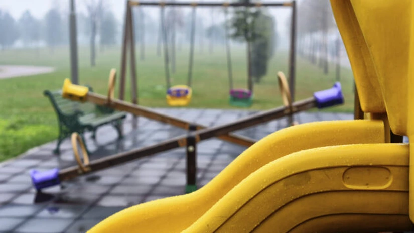 Iarnă demografică în România: Populaţia continuă să scadă. Spor natural negativ şi în august