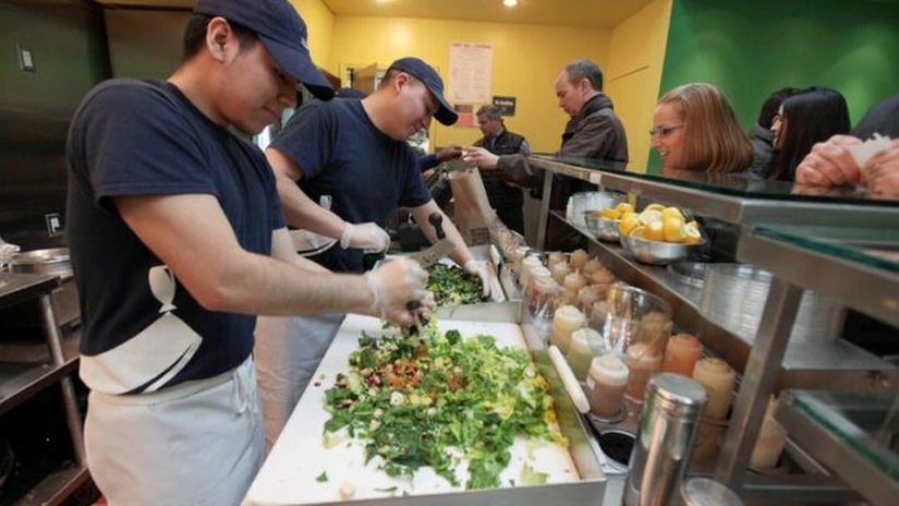 Lanțul de restaurante Subway a fost dat în judecată pentru că sandvişul cu ton nu are carne de ton
