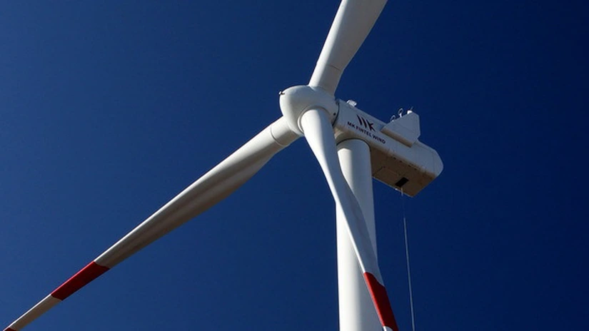 Transelectrica, dată în judecată pentru că nu a racordat un parc eolian de 400 MW. I se cer 50 mil. euro, iar reclamantul este în insolvenţă