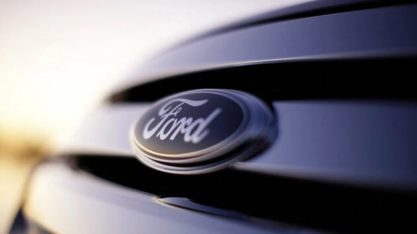 Încetinirea vânzărilor în SUA şi China a dus la scăderea profitului Ford cu 37% în T3
